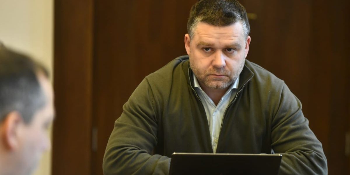 Ciucu dă lege! Chioșcurile ilegale din parcuri, eliminate