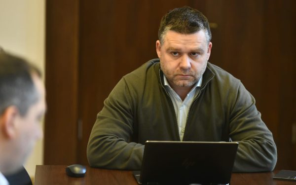 Apa caldă revine în București, promite primarul Nicușor Dan, după explozia de la CET Vest