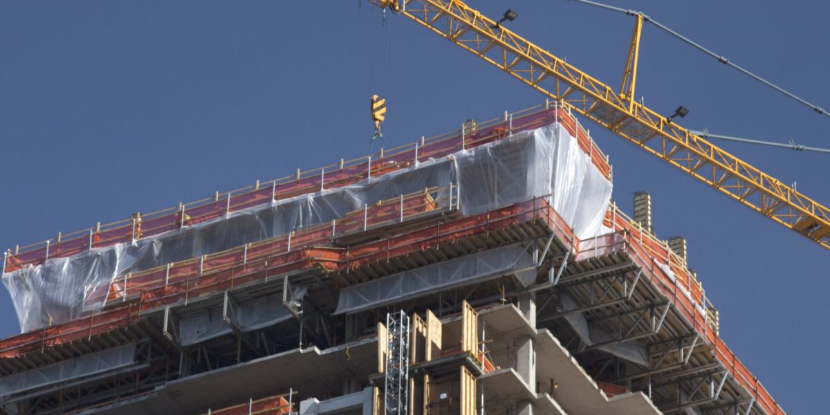 Piața de birouri din România: De ce scad dezvoltările în orașele regionale?