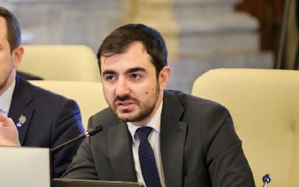 Năsui (USR): „Nimic nu se schimbă” în companiile de stat, pentru speriați