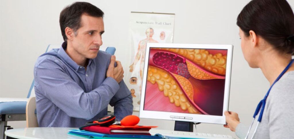 Cardiologii din Statele Unite propun noi ghiduri pentru gestionarea colesterolului ridicat Cardiologii de top din Statele Unite au lansat recent ghiduri actualizate pentru tratamentul colesterolului ridicat, menite să reducă semnificativ riscul de infarct, accident vascular cerebral și alte afecțiuni cardiovasculare grave