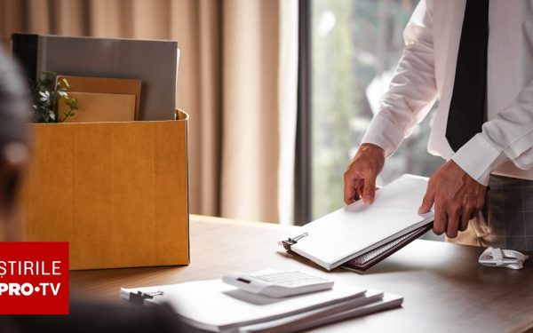 Angajat dat afară după 25 de ani: 827 de zile de concediu neplătite, cerute în instanță