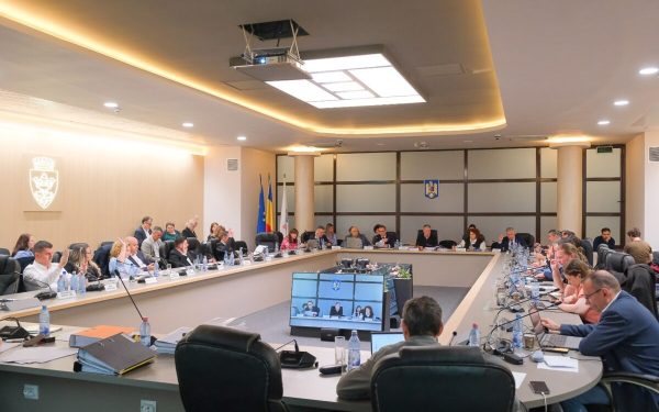 Mai mulți bani pentru educație și cultură: Investiții record în România
