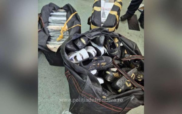 Marfă contrafăcută de 1 milion lei, găsită de polițiștii de frontieră Giurgiu