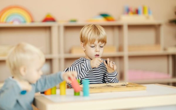 Înscrieri grădiniță și creșă 2026-2027: Calendar, pași cruciali pentru părinți