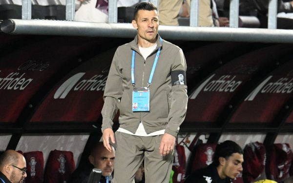 Gâlcă, discurs dur la adresa lui Dobre: Ce i-a reproșat antrenorul la ședința?!