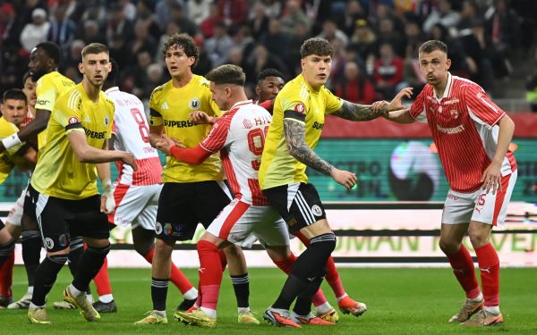 Coubiș, nervos pe zvonurile de transfer: „Prostii pe internet, nu le ascultați”