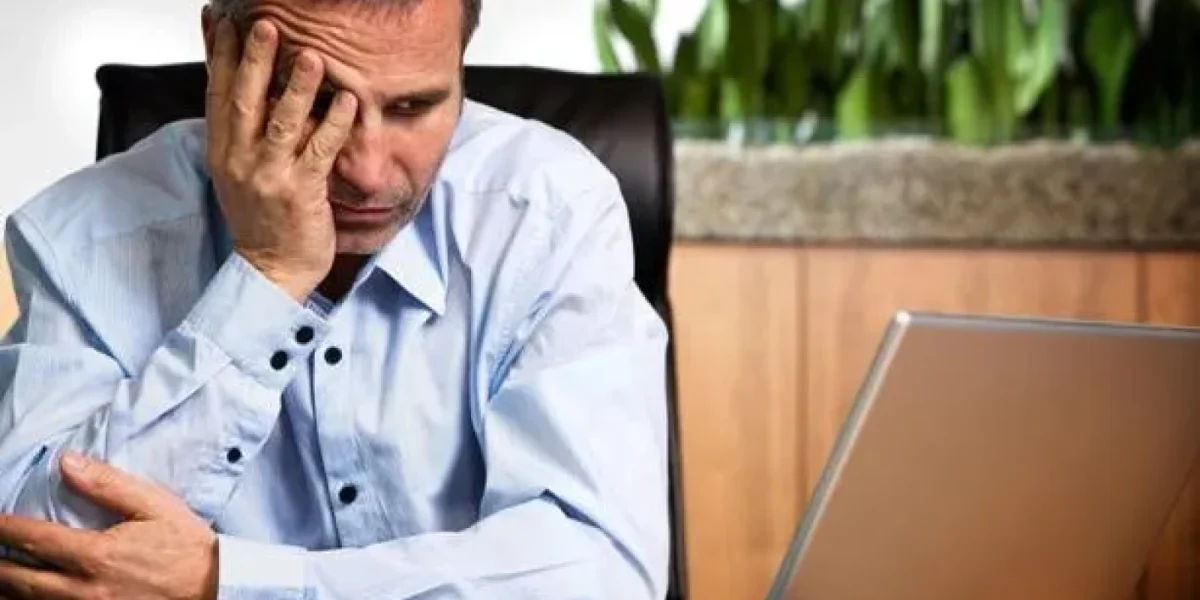 Economiștii trag semnalul de alarmă: Vremuri grele pentru români