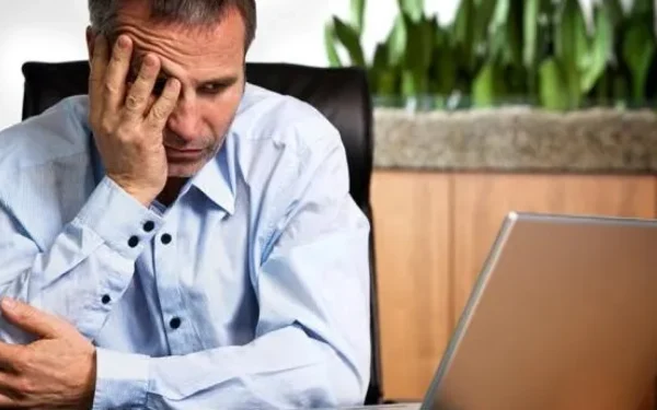 Economiștii trag semnalul de alarmă: Vremuri grele pentru români