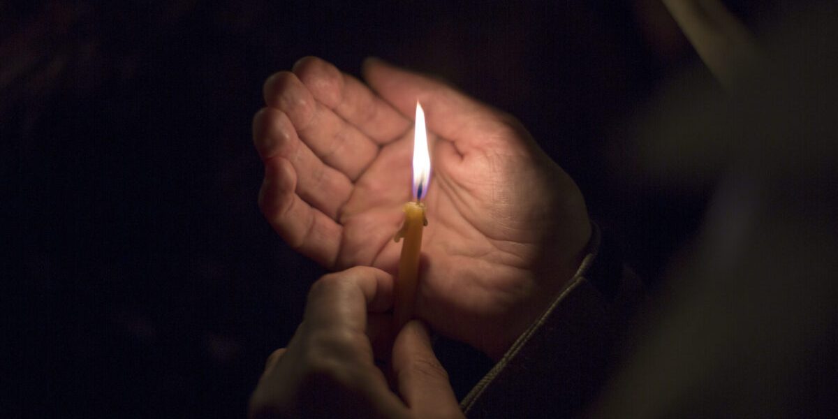 Cât timp se zice „Hristos a Înviat”? Semnificația urărilor pascale