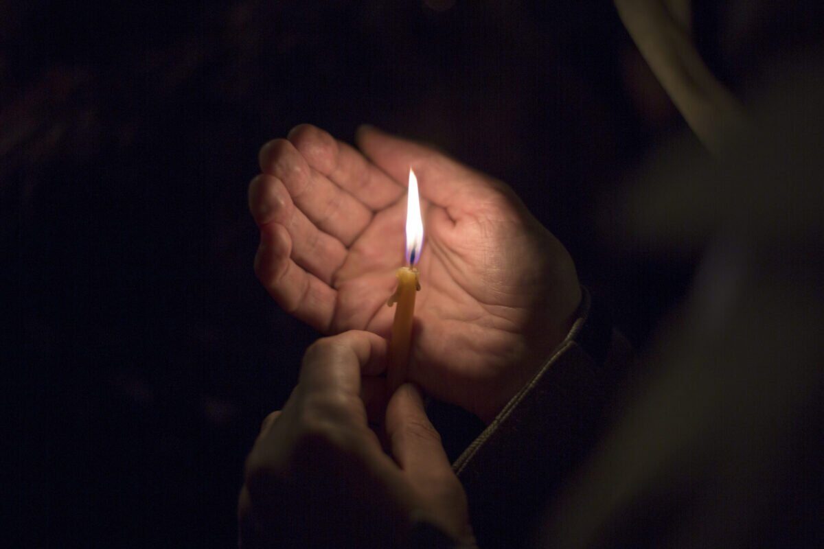 Cât timp se zice „Hristos a Înviat”? Semnificația urărilor pascale
