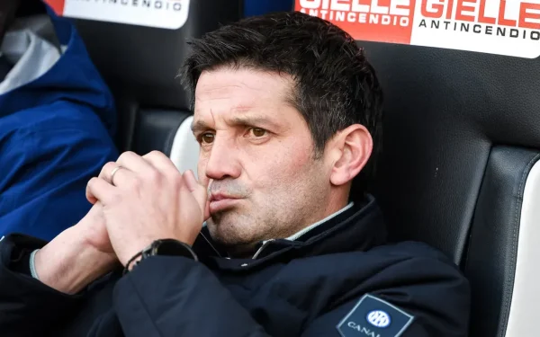 Cristi Chivu: „Lumea Îți Oferă Multe” După Experiența Ca Antrenor la Inter Fostul mare fundaș al echipei naționale a României, Cristi Chivu, a tras primele concluzii despre experiența sa ca antrenor la Inter Milano, la aproape un an de la preluarea echipei