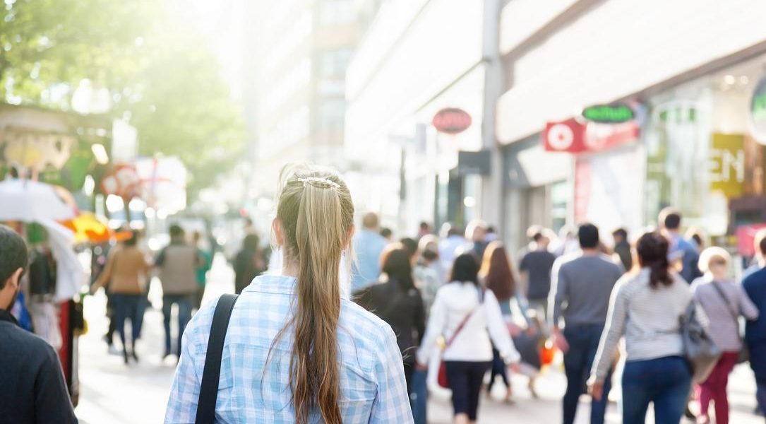 România, în pericol demografic: Populația scade cu un sfert până în 2100 – Eurostat