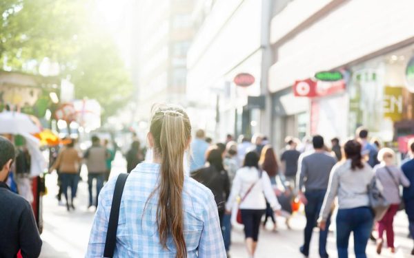 România, în pericol demografic: Populația scade cu un sfert până în 2100 – Eurostat