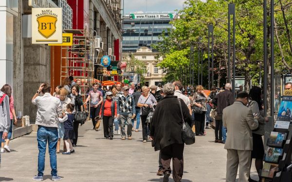 România, împărțită: Peste jumătate vor sprijin pentru SUA în Iran