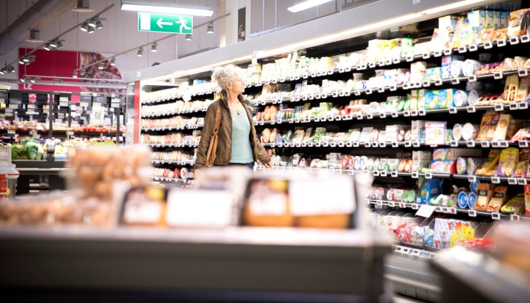 Ce se întâmplă cu alimentele de Paște din supermarketuri? Românii, puțini informați