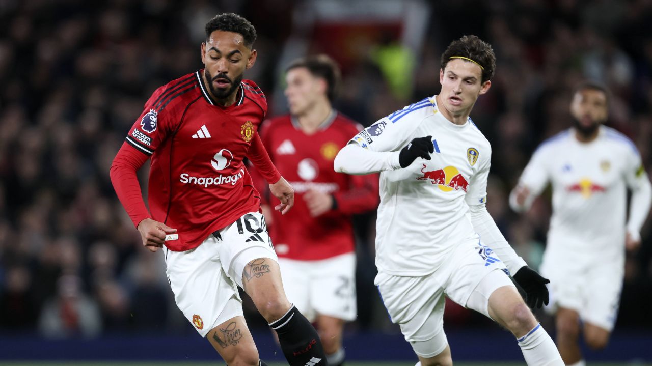 Manchester United, umilită pe „Old Trafford”: Leeds a învins cu 2-1