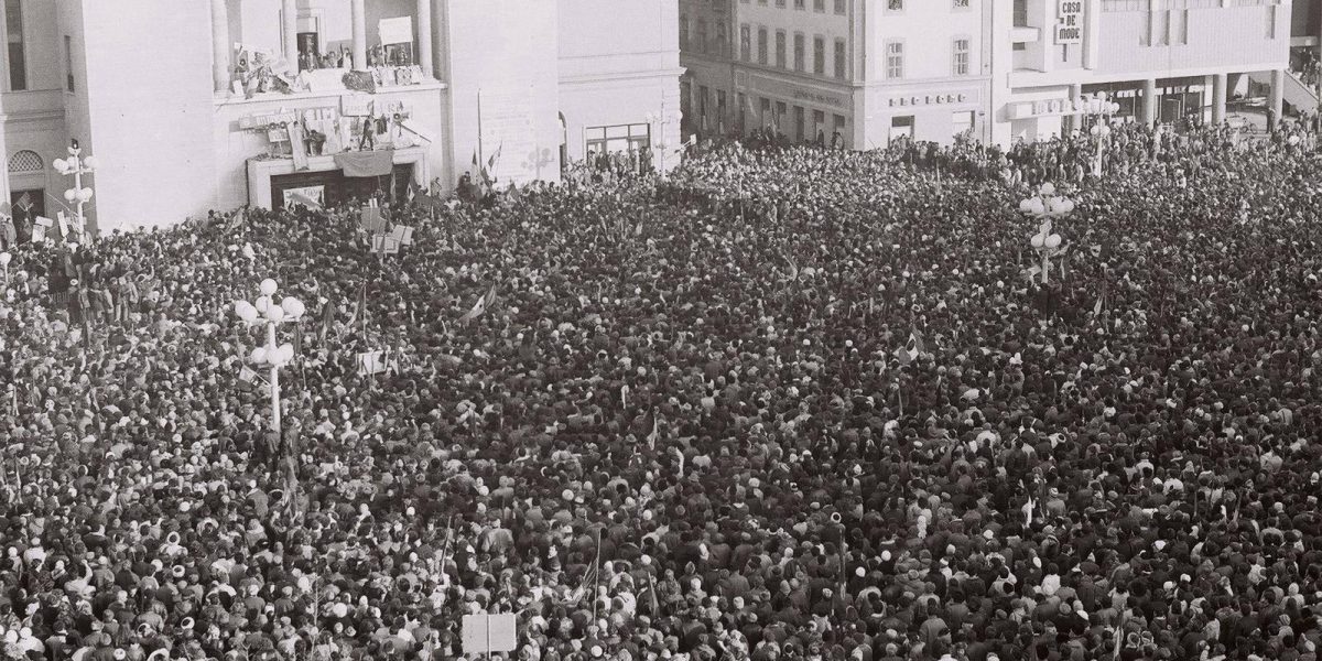 Societatea Timișoara sare în apărarea lui Bolojan, vizat de PSD împotriva lui Nicușor Dan