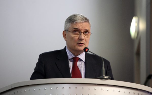 Criza vieții lovește România: Dăianu trage semnalul de alarmă