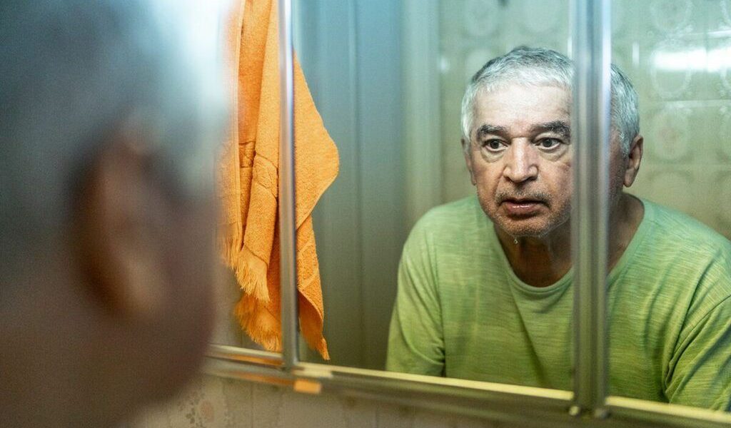 Două semne nocturne pot anunța demența. Când trebuie să mergi la medic