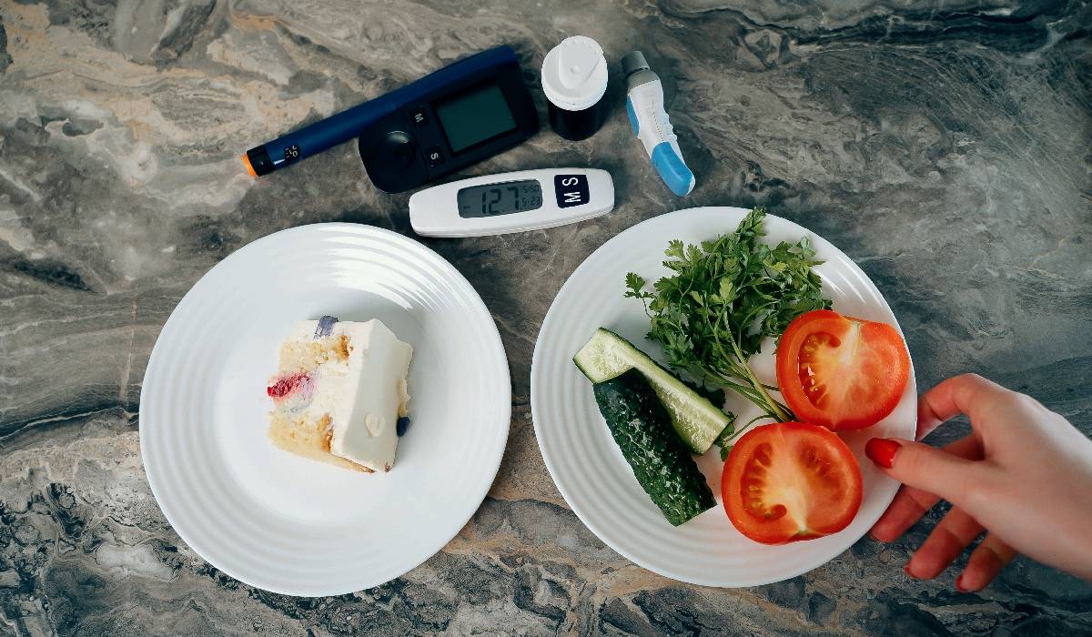 Simplificarea stilului de viață poate duce la remisia diabetului de tip 2 Un număr tot mai mare de studii și experiențe clinice arată că schimbările simple în rutina zilnică pot ajuta persoanele cu diabet de tip 2 să reducă semnificativ medicamentele sau chiar să atingă remisia bolii