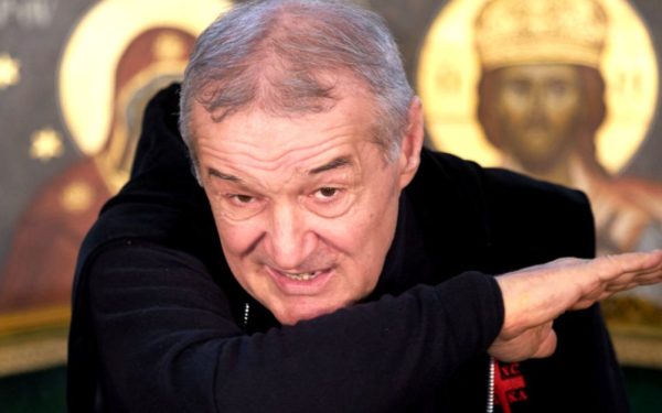 Becali, furios pe un fotbalist FCSB: „Nu mai poate, să nu-l mai bage Rădoi”