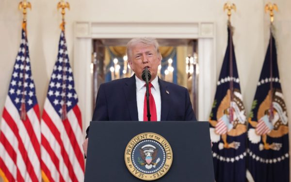 Trump, anunț spectaculos: sute de tancuri petroliere, goana după aurul negru american