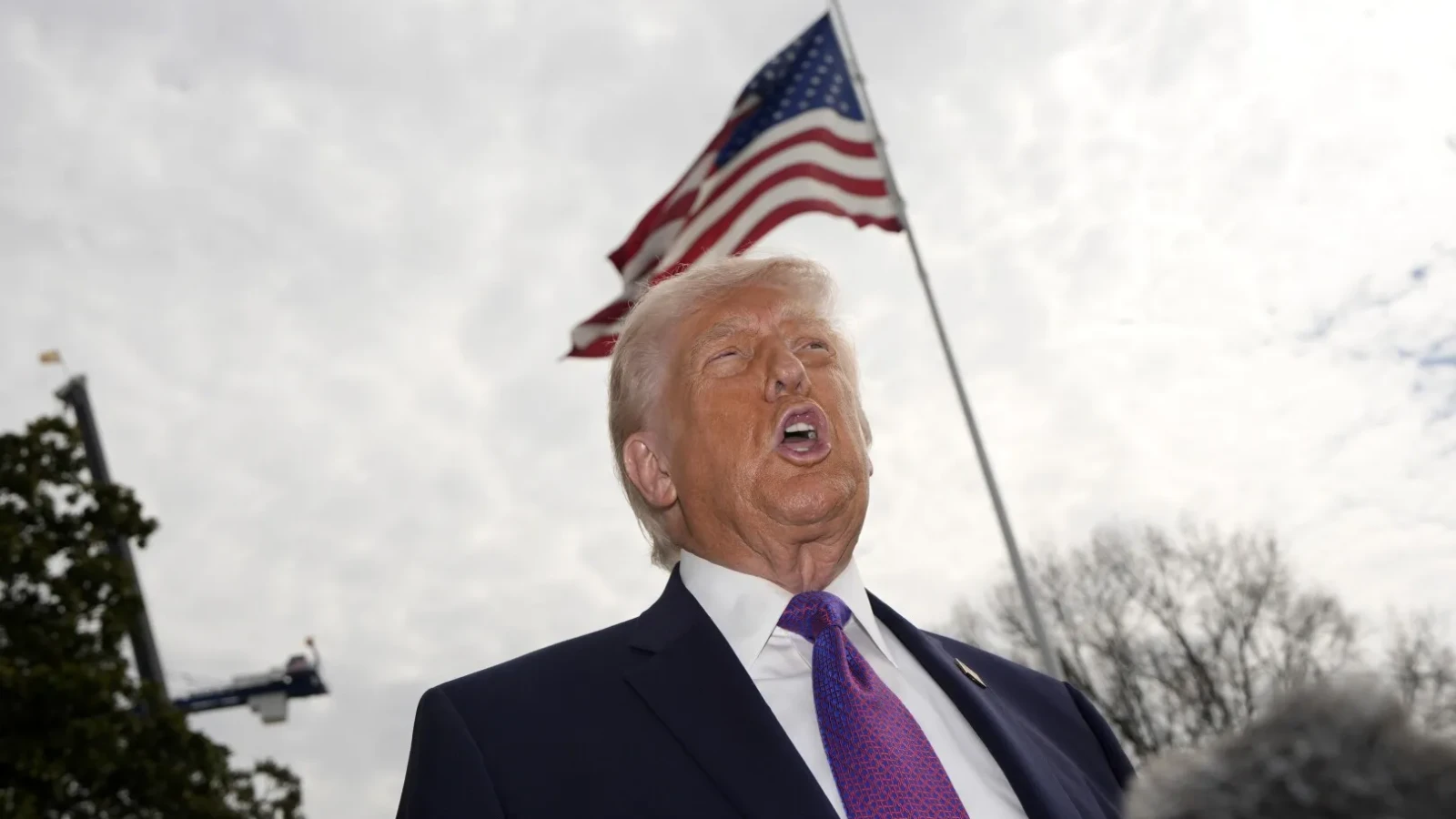 Trump, încurcat la Gaza: Miliarde promise, dar banii întârzie