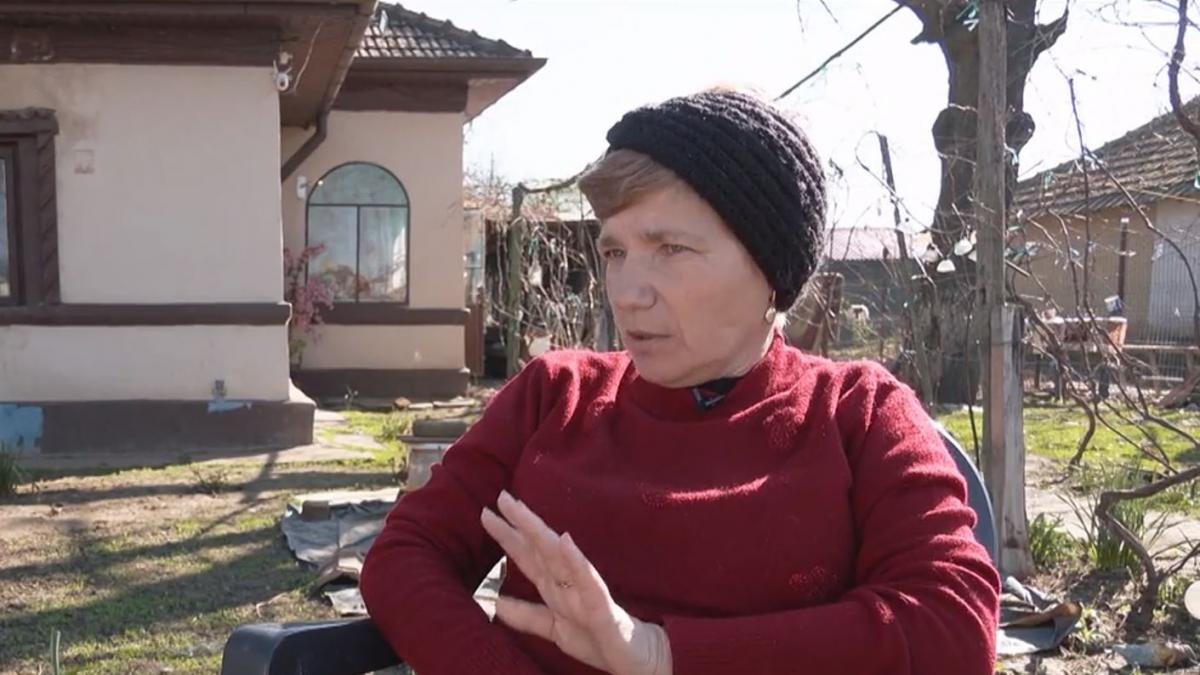 O femeie din Ilfov, descoperită ca administrator la șapte firme în momentul în care mascații au pătruns în locuința sa O femeie din județul Ilfov a fost surprinsă de descoperirea șocantă că este administrator la șapte companii, chiar în clipa în care autoritățile au efectuat percheziții la domiciliul său