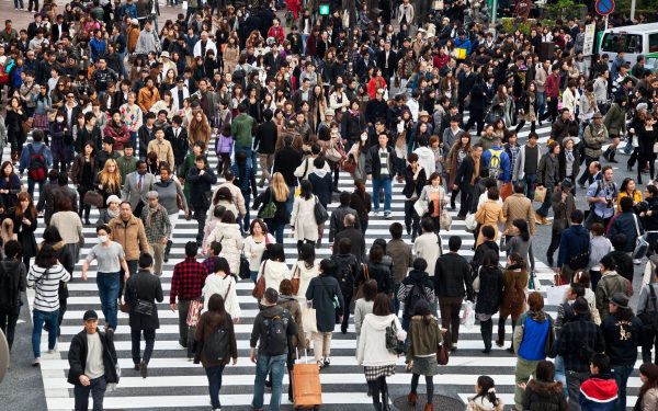 Aproape 40% dintre români vor schimbarea TOTALĂ a sistemului politic