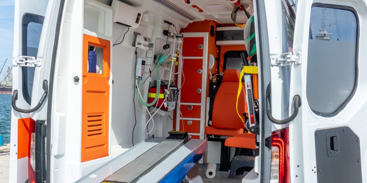 Ambulanțe Constanța, în service zilnic: 11 au peste un milion de km