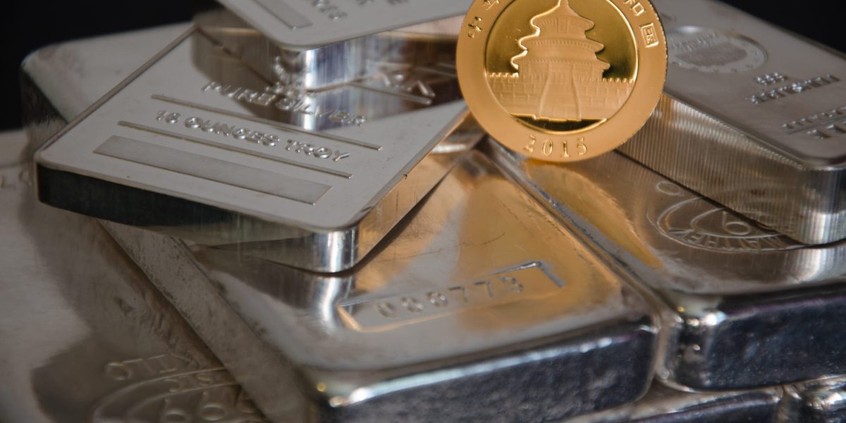 China importă argint-record: Speculații pe piața metalelor prețioase