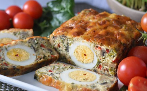 Câte calorii ascunde o felie de drob de ciuperci? Calculele nutriționale