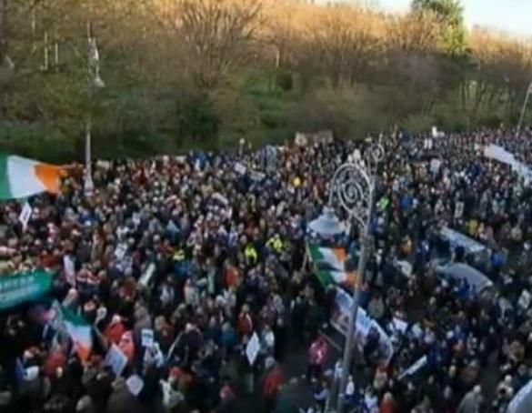 Irlanda, blocată de furia fermierilor: Dublinul, contestat pentru prețuri și măsuri