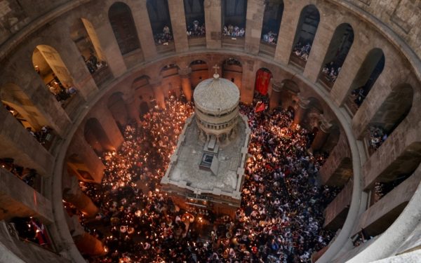 Război în Israel: Zboruri anulate. Focul Haric va ajunge totuși în România