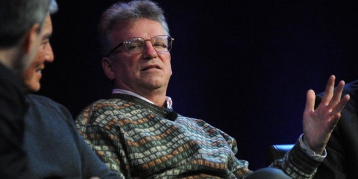 Un veteran APPLE! Omul lui Steve Jobs, angajat la 14 ani, e încă la muncă