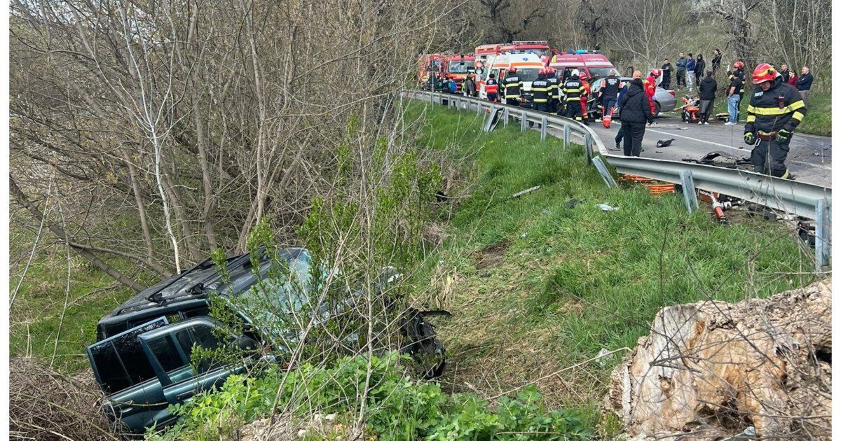 Accident grav în Sibiu: Cinci victime, printre care tineri și adolescenți, la spital