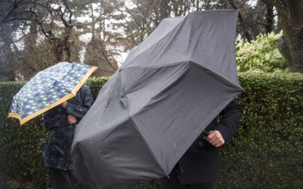 Vremea se strică: Ploi, vânt puternic și ninsoare în România, alertă ANM
