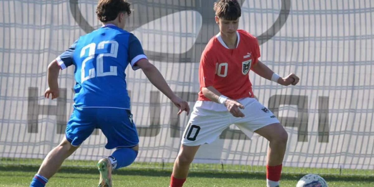 Debut spectaculos pentru un român în Austria: ”Perle a la Beckham”! Joacă titular, nr 10