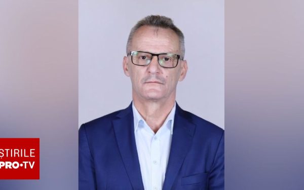 Traseistul din Mehedinți, judecat de DNA: Afaceri cu telefoane „de fițe”