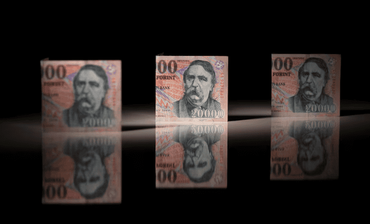 Forintul, în euforie: Piețele sărbătoresc un posibil final pentru Viktor Orban, UE deblochează fonduri