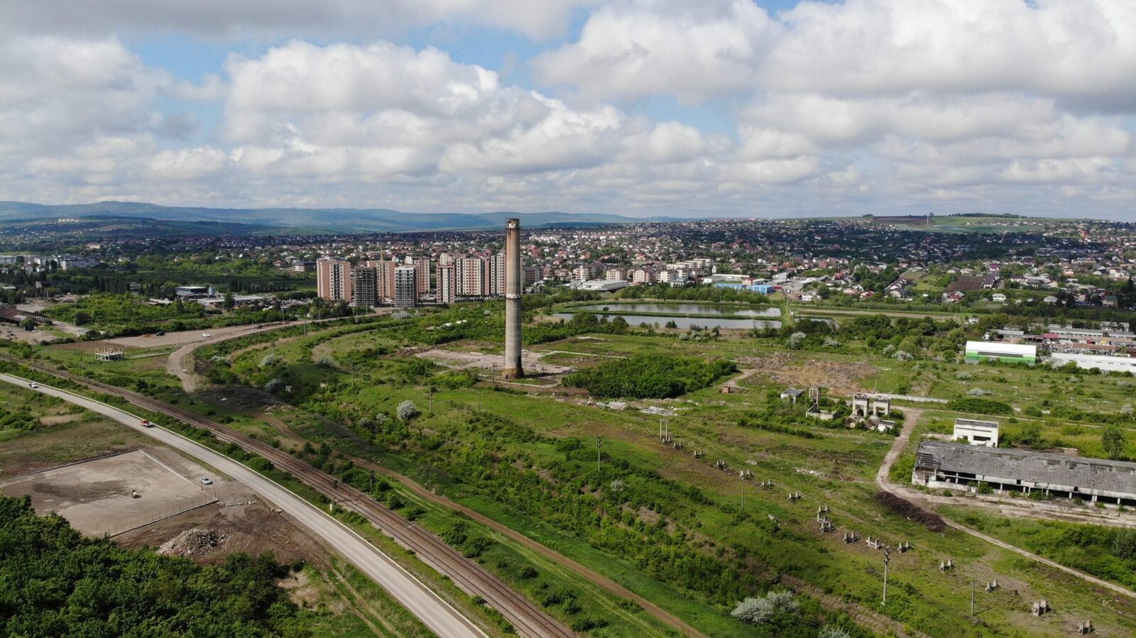 Zeci de mii de navetiști, asfixiați între oraș și periurban. Iași, cu Masterplanul