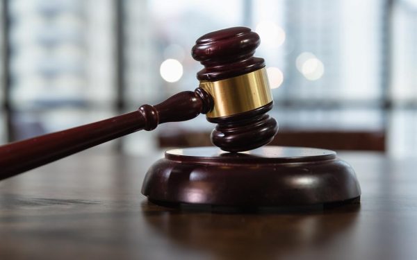 Președintele anunță referendum pentru magistrați: Justiția, sub lupă