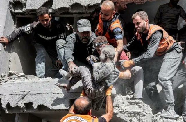 Atacuri în Gaza: ZECE morți, inclusiv un copil, bilanțul palestinienilor crește la 757