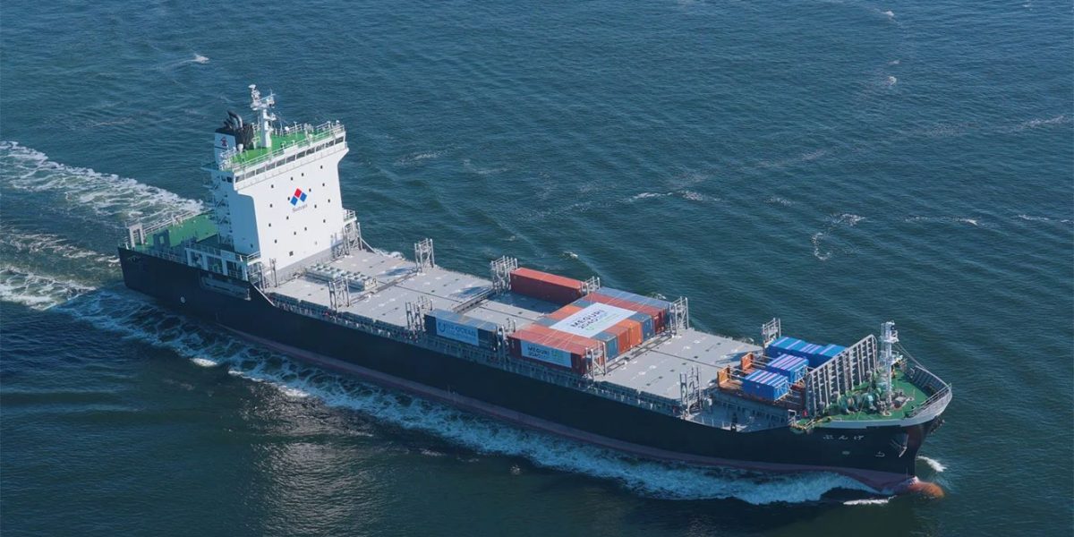 Japonia: Primul vas container autonom din lume a pornit la drum