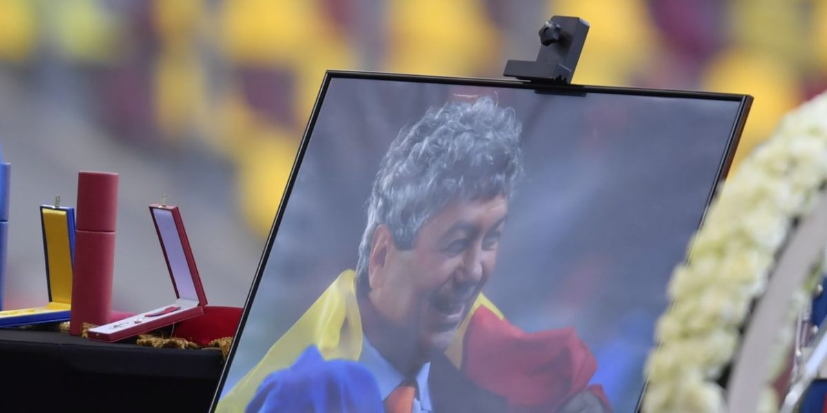 Mii de oameni au adus un ultim omagiu legendarului antrenor Mircea Lucescu, după decesul acestuia la vârsta de 80 de ani