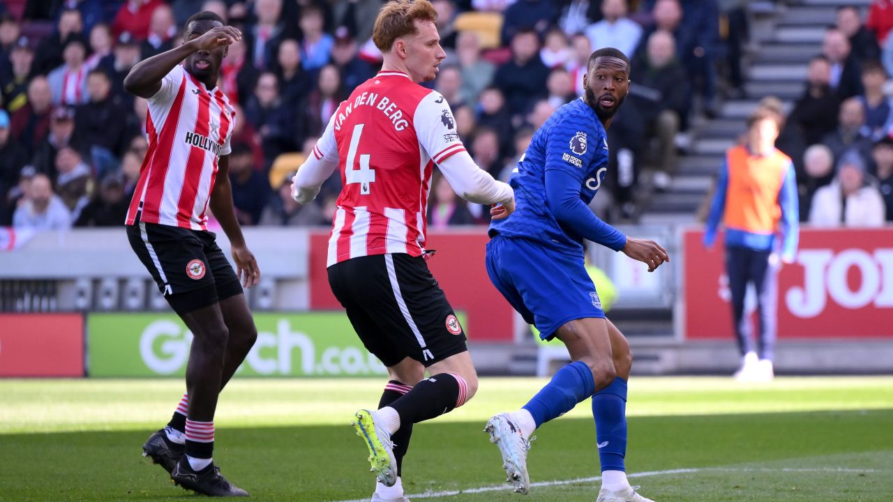 Spectacol în Premier League: Șase goluri la Brentford – Everton și Burnley – Brighton