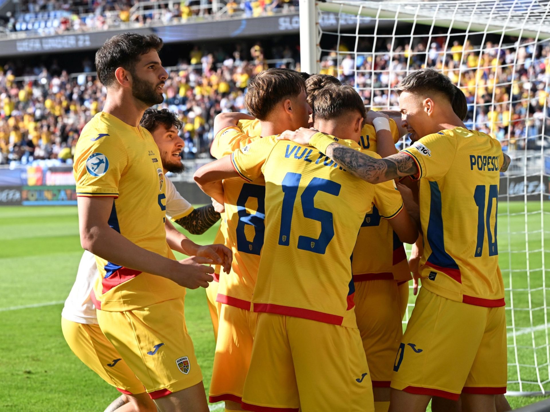 Estrela Amadora se confruntă cu probleme financiare grave, ceea ce ar putea duce drastic la destrămarea clubului