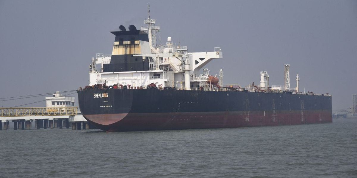 Petrolul s-a OPRIT în Ormuz: 20.000 de marinari, BLOCAȚI pe mare