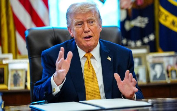 Fost șef CIA cere activarea Amendamentului 25 împotriva lui DONALD Trump